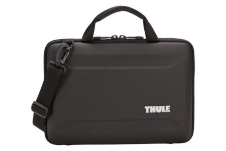 Thule Gauntlet MacBook Pro® Attaché 13" Closed front on picture