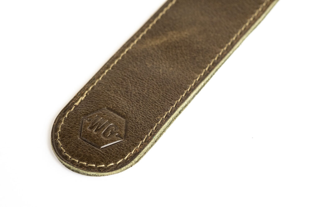 Write GEAR Leather Pen Sleeve Dark Olive close up of branding