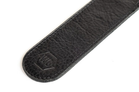 Write GEAR Leather Pen Sleeve Black close up of branding